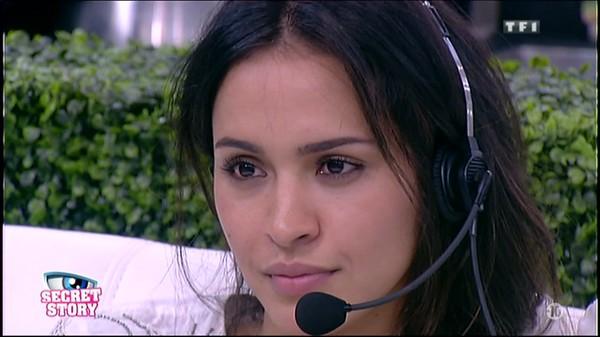 SS8LaVoix's tweet photo. Mcdonald Bonjour pui je prendre votre commande http://t.co/gh9cUUvMg0