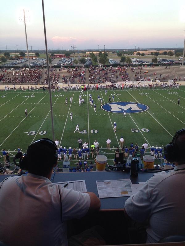 GrantGarvin15's tweet photo. Chillin with the coaches in the box #beattimberview @CooperCrowell http://t.co/smY3cgIbil