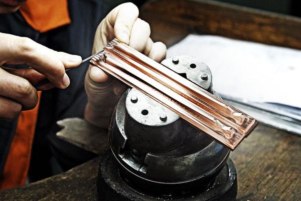 ditaeyewear's tweet photo. DITA requires detailed tooling that is handfinshed by experience craftsman to get that final touch. #BehindTheFrames http://t.co/nzrLOvdTdC