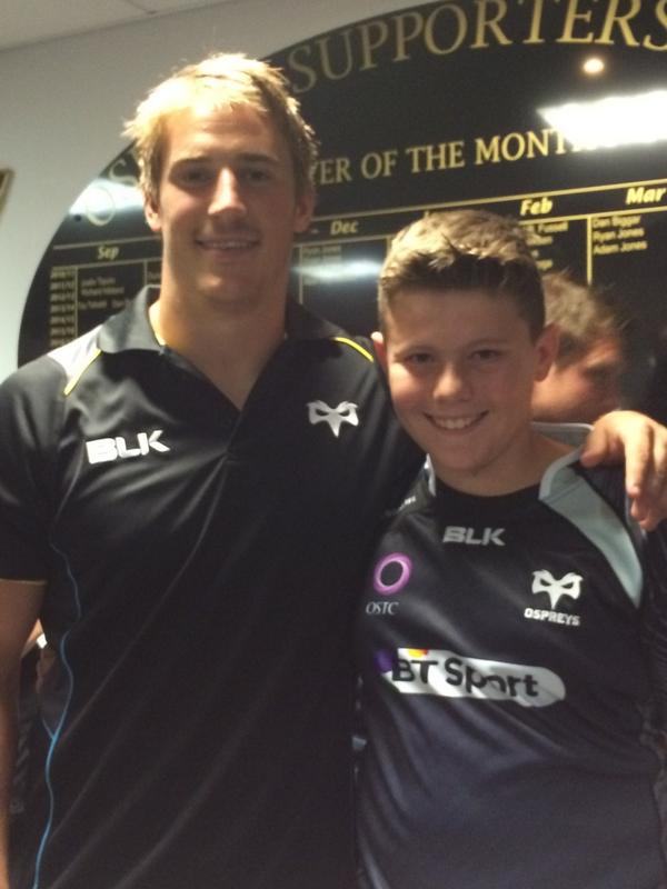 Big thank to <a href="/Jeff_Hassler/">Jeff Hassler</a> for this photo with my son Scott tonight. #greatguy