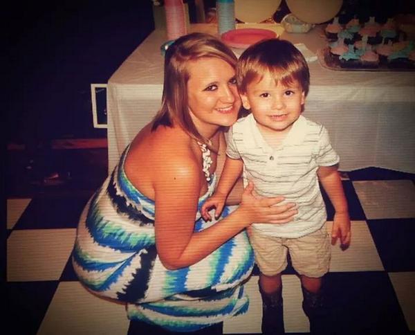 ashleygiles2012's tweet photo. #sweetboy #mybaby http://t.co/T187yic3uX