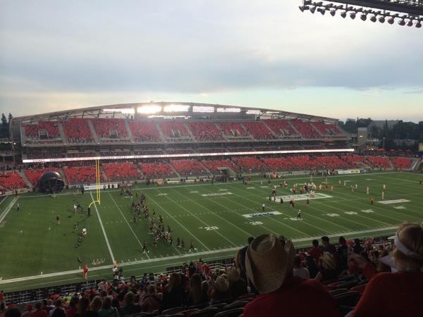 CU_bermudatri's tweet photo. @kelsey_vallee come to the game!!! http://t.co/KwRiE3uhP3