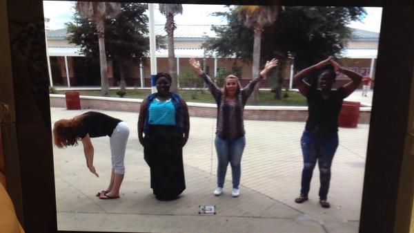 simplyshaan's tweet photo. We are stupid AF and spelled AVID backwards and realized it spells DIVA๐๐๐ #aviddivas @KhiaRaquel @KaileeBlandy http://t.co/DY6x7CiAH4