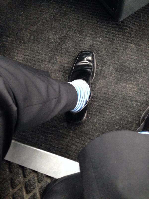 Sugewhitemusic's tweet image. #treadsandthreads and #sock101  It's on