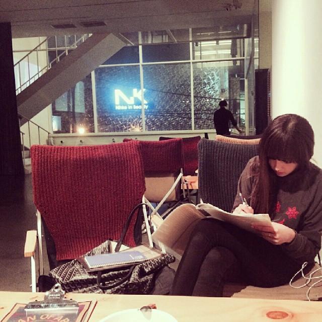 Bx-NWjsCAAEYp_j.jpg:large