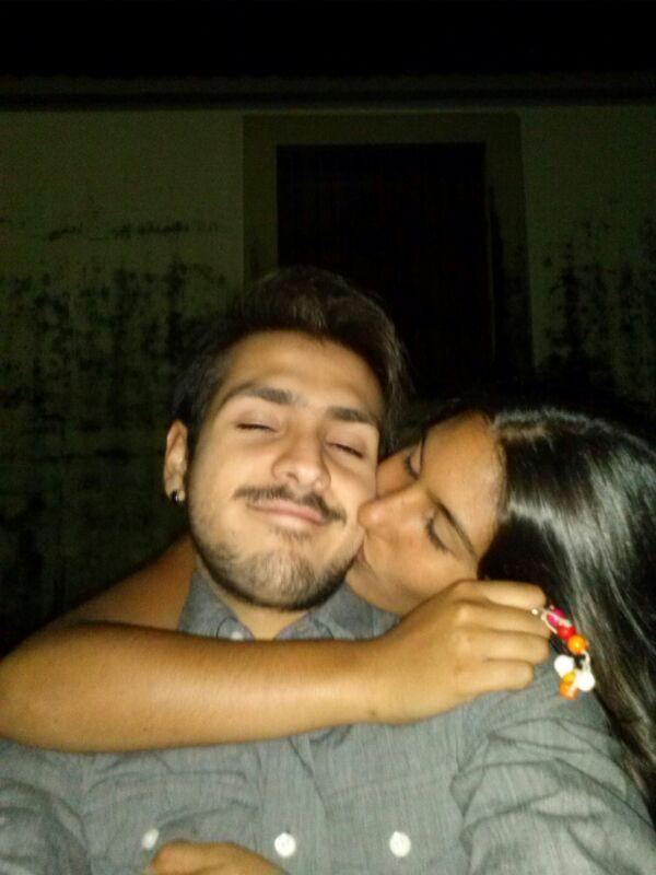 malenavargas4's tweet photo. Bueno hoi es un dia especial para ti y xsupuestisimo kpara mi tambien muxisimas felicidades mivida tq ¡ @ManunuSoto http://t.co/4VqHfvBvcc