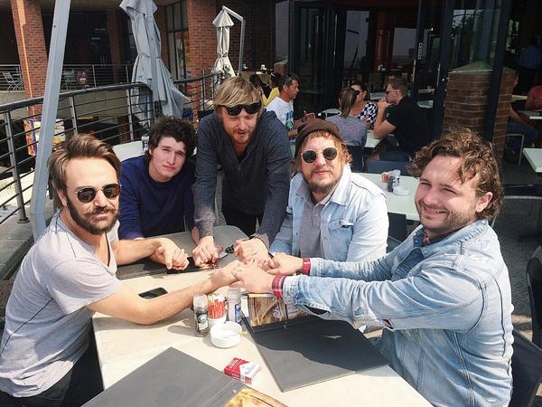 ValkieVanCoke's tweet photo. En die bende is weer een #549 #bosekringloop #spiritoffokof @FrancoisVanCoke @snakeskull666 @Huntervancoke http://t.co/V8udExqkeg