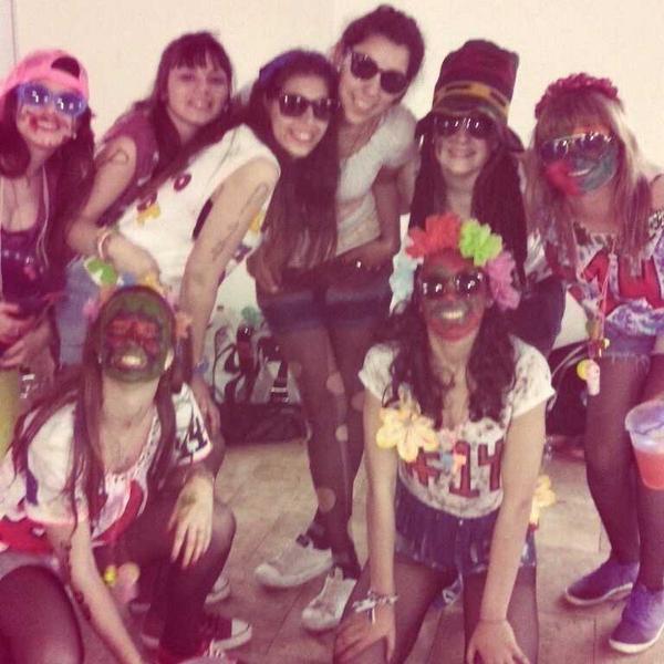 miliosuna's tweet photo. @BlancoLucila @bhhel @BordaRo @vickyrolleri #LINDAAAS #PROMITO http://t.co/06Gia94UMN