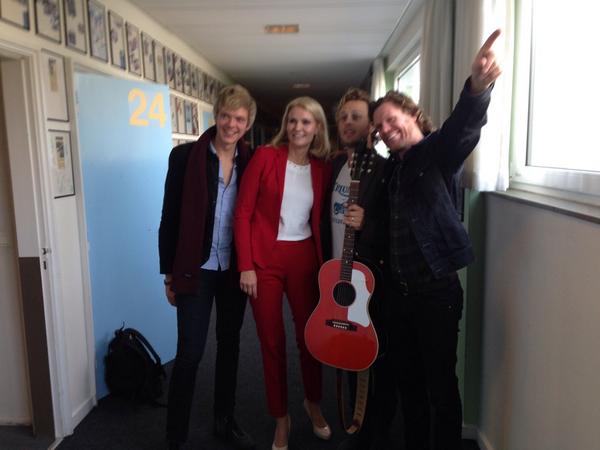 Så har Helle også fået fedterøven serveret live ;-)