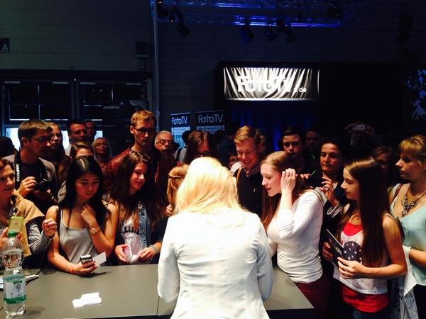 BibisBeauty's tweet photo. Es war so toll !
I LOVE YOU 🙊🌎💗 http://t.co/H6WuvavkEs