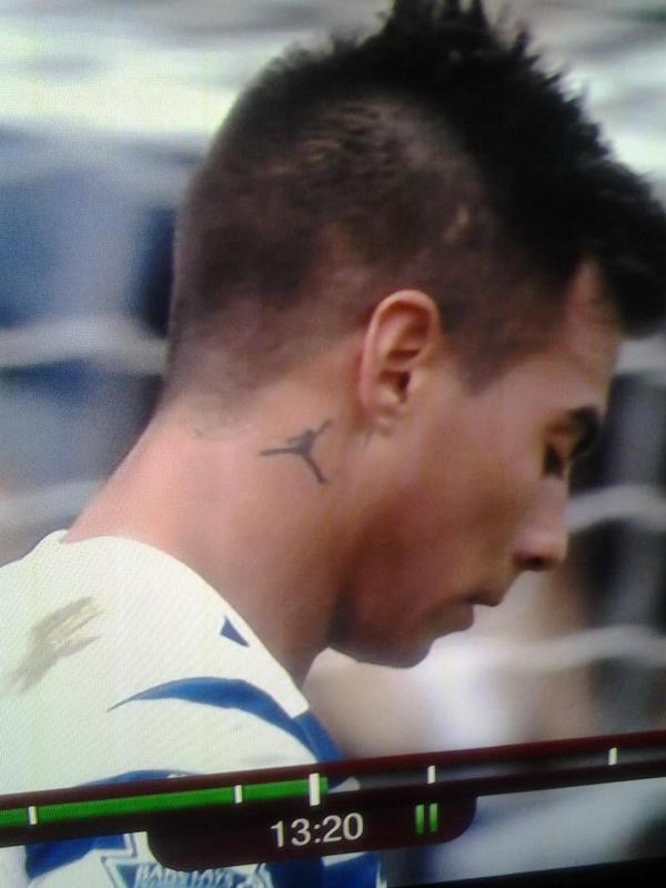 טוויטר \ Stuart "@TSBible Eduardo Vargas the Jordan tattooed on his http://t.co/PkgeXwz1Th"