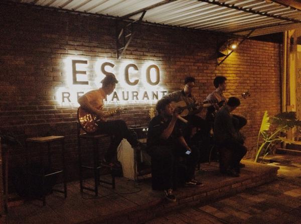 <a href="/105musicrew/">105Musicrew STIEYKPN</a> on stage! The first song " Tak bisa kelain Hati " 💫😍