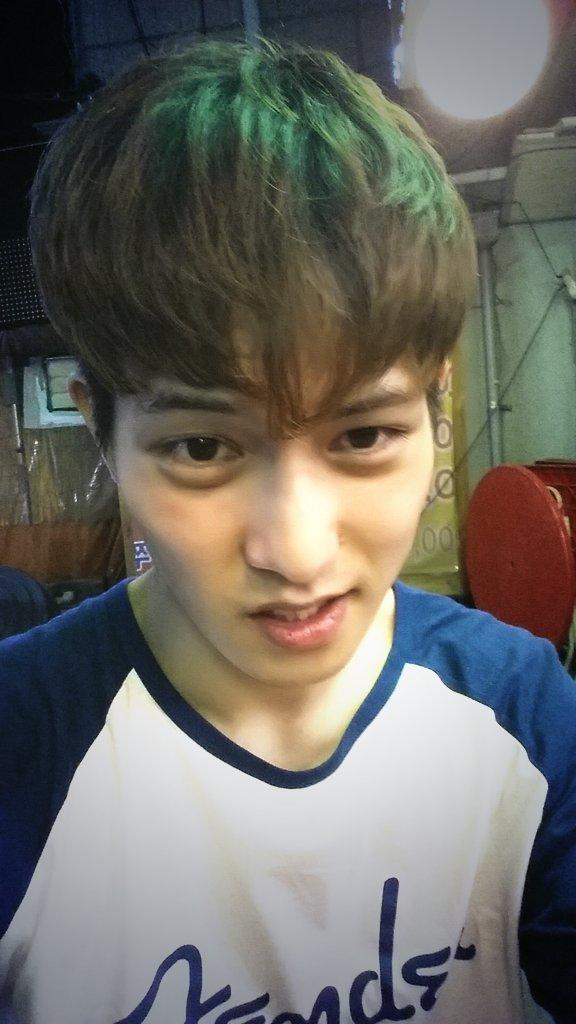 jonghyun_owen's tweet photo. 친구와 쭈꾸미ㅋㅋ
잘생긴 다이나믹듀오형님들의 매니져입니다 ㅋㅋ 강제 신상 공개 ㅋㅋㅋㅋㅋㅋㅋㅋㅋ http://t.co/hy3dz8jW4E