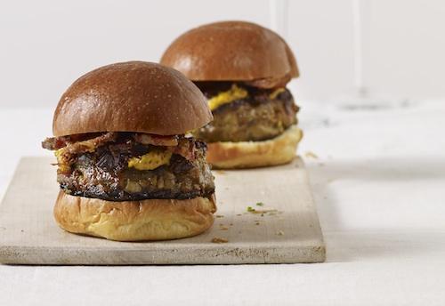 5 Burger &amp; Wine pairings to celebrate #NationalCheeseburgerDay. (You mean it's not everyday?) enth.to/1BQ9MGM