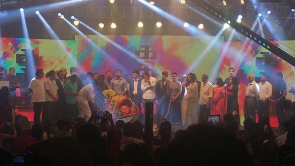 behindwoods tweet picture