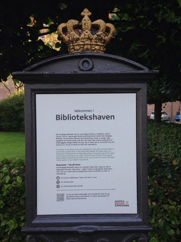 TinaLerche's tweet photo. Den Sorte Diamant - Det Kongelige Bibliotek. Fælles Temadag for RIK og Udlånsekspeditioner. #rcb23mobileting http://t.co/1GOASVBdZl