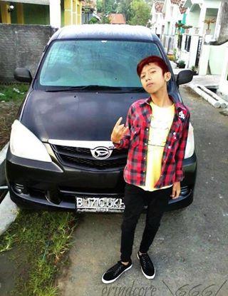 UNYIL!!
Paling gaholl coy @Fajarunyils
SEMAJENANG kenal semuah!
facebook.com/fajar.grindcor…
#memberKOMMA