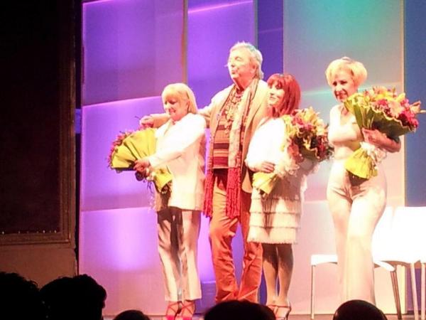 <a href="/pcibriancampoy/">pepe cibrian campoy</a> <a href="/julikalik/">Julieta Kalik</a> FELICITACIONES. <a href="/liftingarg/">lifting</a> Un placer formar parte del equipo. @apmaquillaje <a href="/FxLatex/">Gabriel Robert</a>