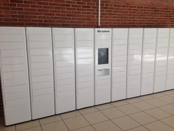 TinaLerche's tweet photo. Fælles Temadag for RIK og Udlånsekspeditioner. Ishøj Bibliotek. Spændende at se og høre om. #rcb23mobileting http://t.co/T3QOhn7dF7