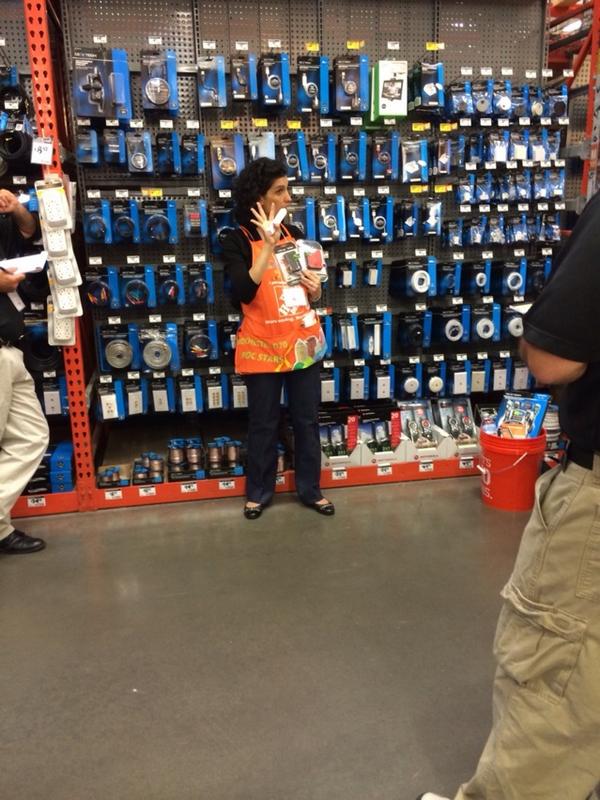 JeffRupertTHD's tweet photo. Hila PK'ing #CETech, Quality, Value, Awesome! @BradDiLeo @dittenhoeferHD http://t.co/Iin5Ri7GHw
