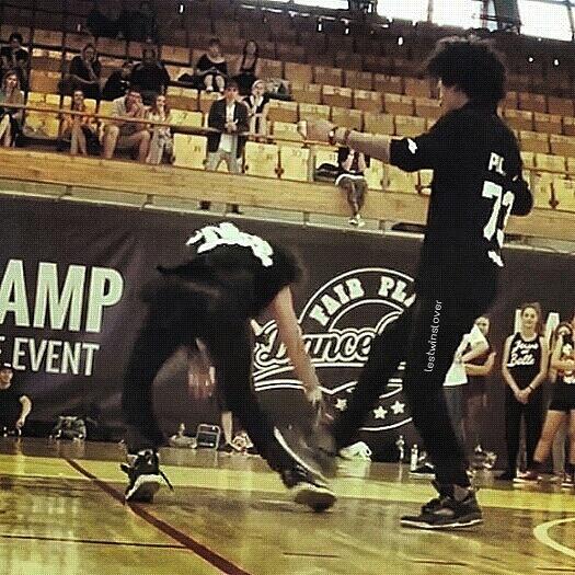 LesTwinsEri's tweet image. EVIL Larry 😒😣 #lestwins #lestwinsfan #fairplaydancecamp #lestwinsworkshop #iloveit #evil