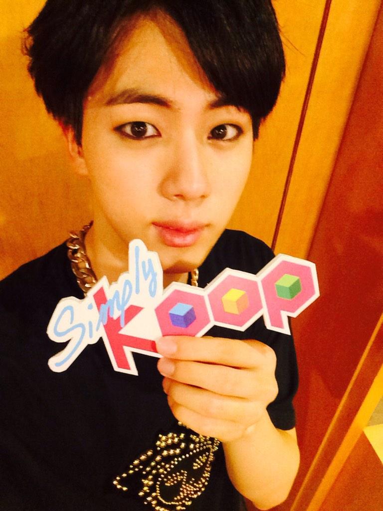 Picture BTS at Simply Kpop Twitter+FB 140918