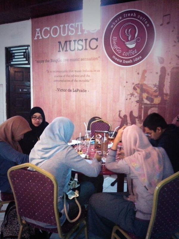 binggocoffee's tweet photo. ada yg lg TOEFL course ne gan, :D,, sambil kursus sambil nyantai, oke banget gan http://t.co/2VvKhCZrJn