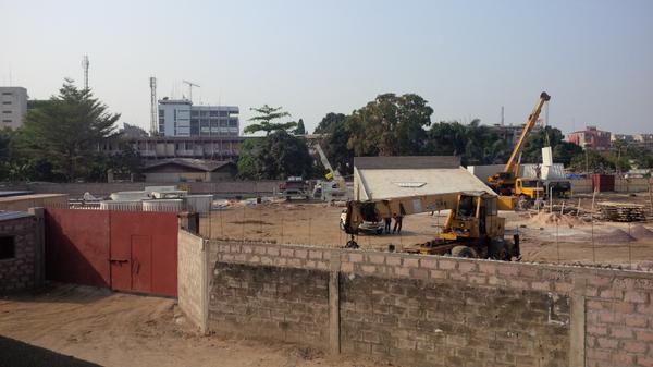 Pourquoi autoriser à congo future de faire une central à béton à plein centre ville gombe?