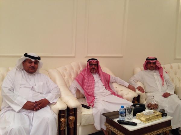 hamadal7arbe's tweet photo. صورة العميد متقاعد
الشيخ فيصل بن نايف بن ناهس الذويبي
والعقيد الشيخ خالد بن محمد بن غالب الذويبي
وحمد شريف الشدادي http://t.co/YRjvyoUt6l