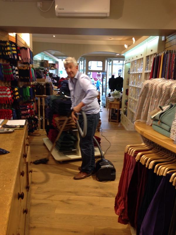 VanessaCMurray's tweet image. Life still go on! #DrapersIndies #winner@AHumeShopFloor