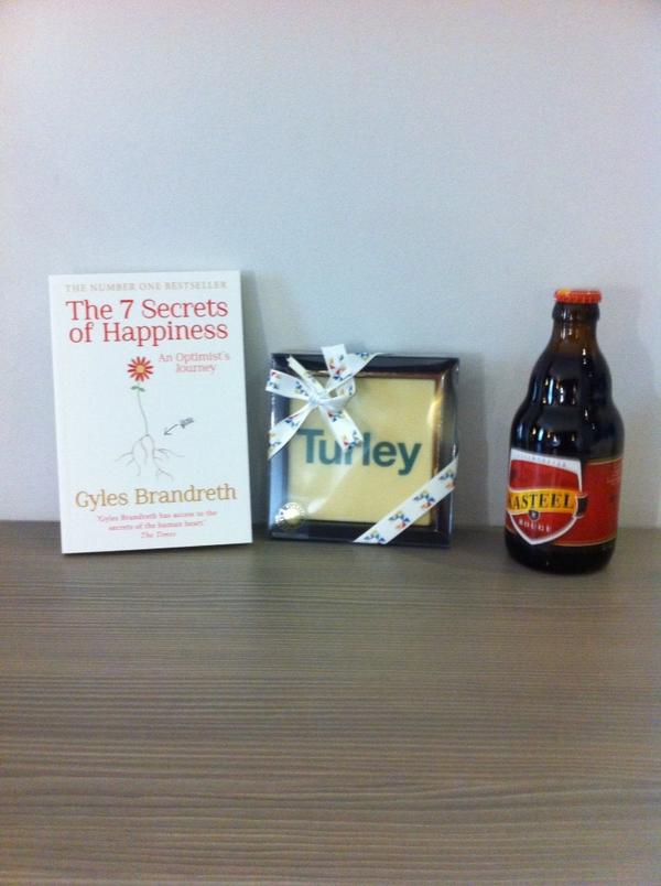 stuirvine's tweet photo. Happiness is beer & chocolate.. Nice touch #cocon9 http://t.co/W7zKH5fdFq