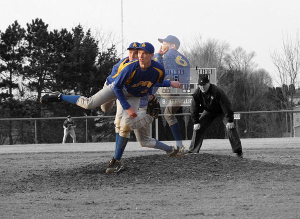 MikeAdams0812's tweet photo. My hard work and dedication last year in advanced microsoft office is paying off! #arrowpride @richardat01 http://t.co/X59USDukAU
