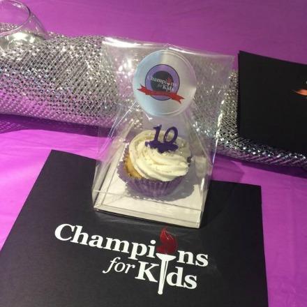 Champions4Kids's tweet image. A sweet treat from today&apos;s Lunch &amp;amp; Learn. 10 years of helping kids thrive! #SIMPLEGiving #SIMPLEService