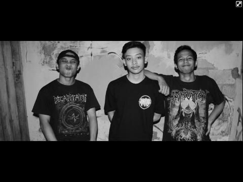 Dan trio gerombolan pemuda deathmetal pemalas <a href="/Calamity_DM/">Calamity</a> juga ada di #jampangUNDERGROUND cek reverbnation.com/CalamityDM