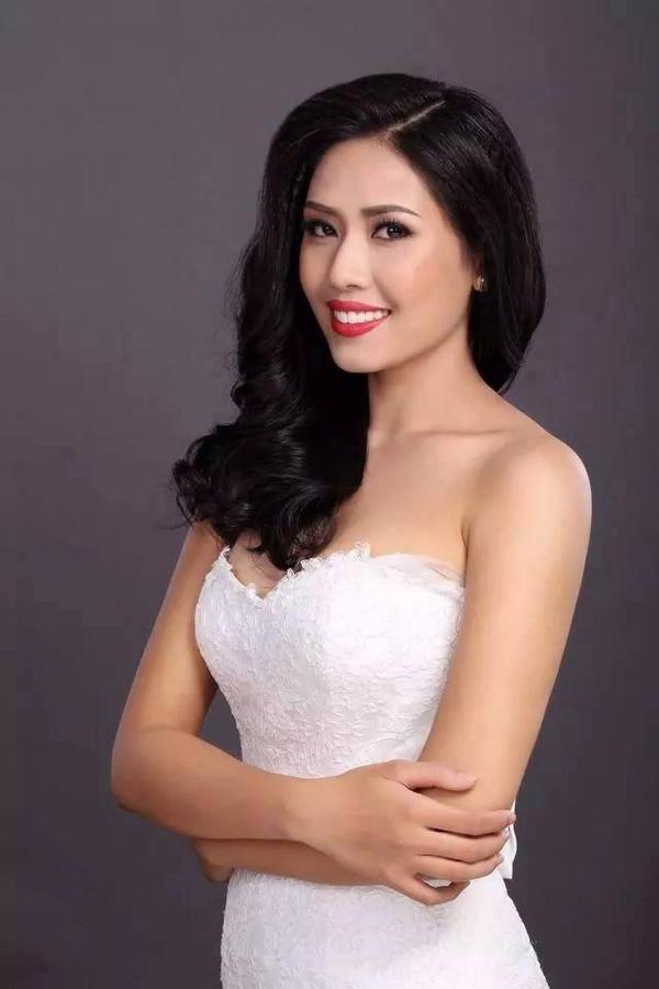 MissWorldMW's tweet photo. Miss World Vietnam 2014 http://t.co/avTh5Rg3gx
