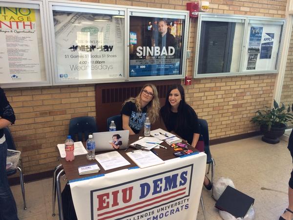 Spherearrow's tweet image. Voter registration! #EIUDems