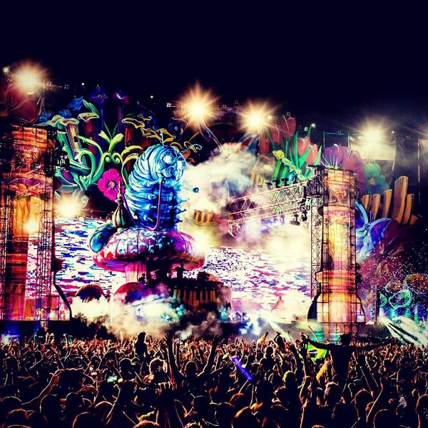 R3HAB's tweet photo. #TBT Beyond Wonderland last year! Who is going this weekend? http://t.co/tU1bpn7yuR