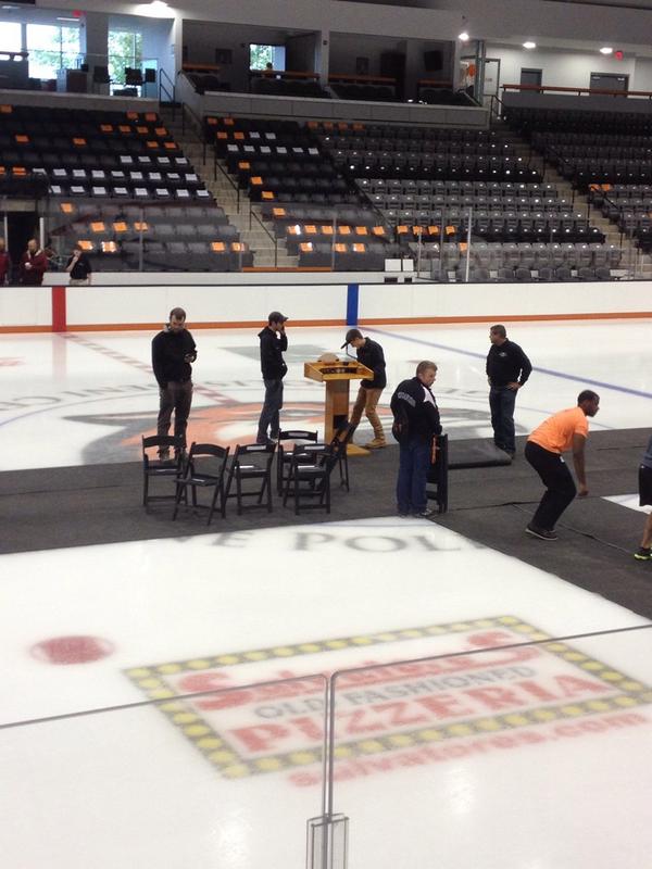 And so the set-up begins!  Doors open at 5. We want you here! #Polisseni