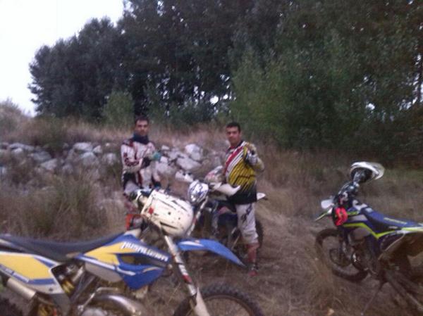 honer72's tweet photo. Gran ruta esta tarde con m hermano y peralta http://t.co/8ZFXgAe2PF