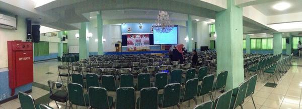 CNA_2014's tweet photo. AKB2014 akan dimulai pada jam 09.00 registrasi dimulai jam 08.00 yang belum datang ayo segera ke Aula ABC #JAGOANJEH http://t.co/IisWHQ3glK