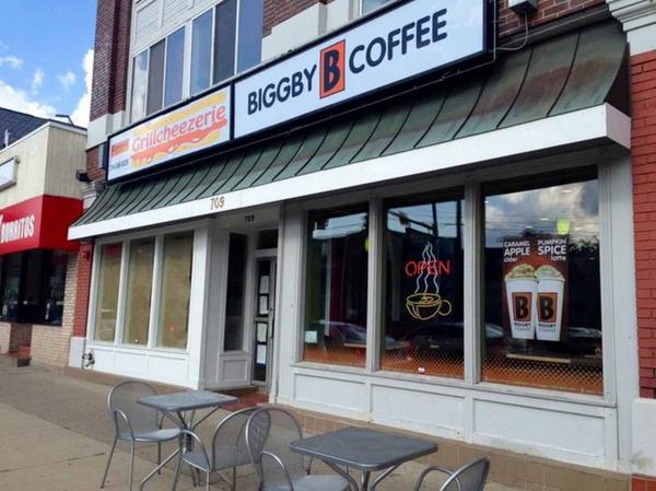 Woot woot! RT <a href="/PaulaGardner/">Paula Gardner</a>: Biggby Coffee shop now open on Packard Street in Ann Arbor  mlive.com/business/ann-a…
