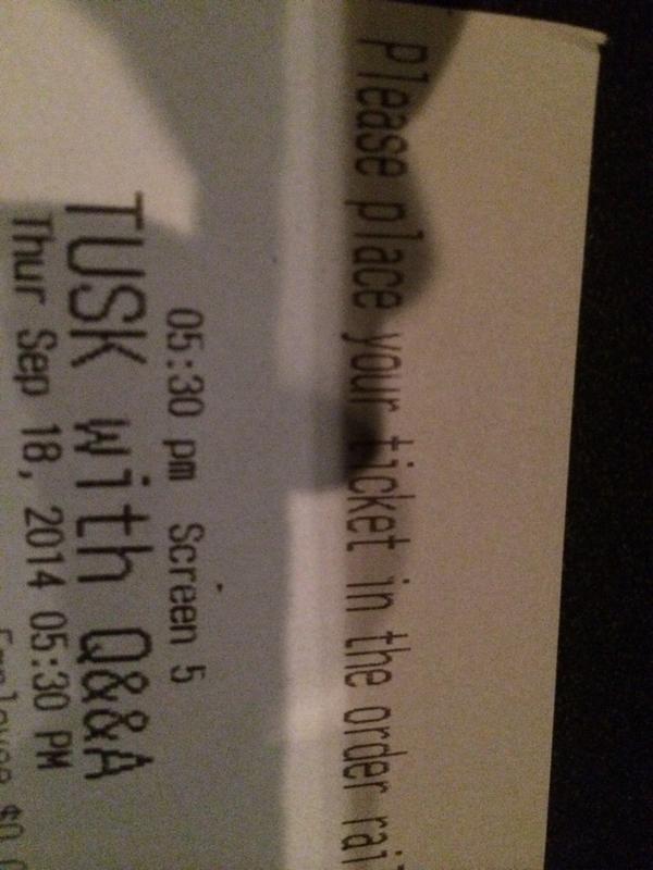 Compersionator's tweet image. #WalrusYes #TGITusk