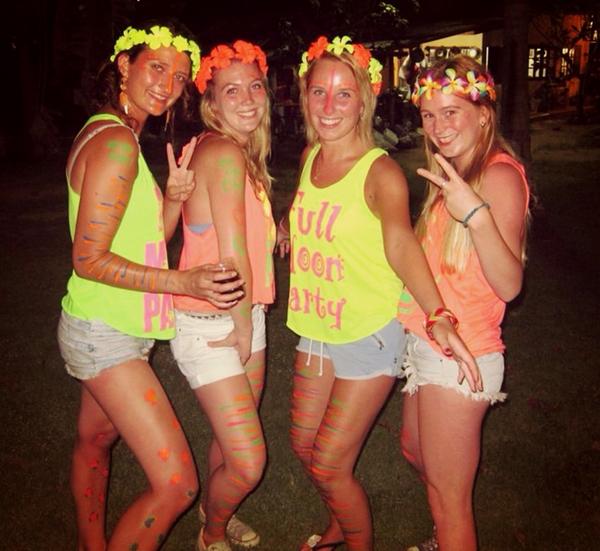 Fenne1986's tweet photo. Thailand full moon party augustus 2014! http://t.co/aGuUYMSqeO