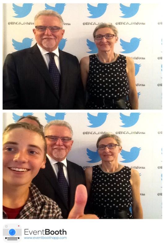 Nelkcarps's tweet photo. LOVE THIS picture from the @IPACA_6thForm #TwitterBooth #IPACALearn http://t.co/cv0FN7quM4