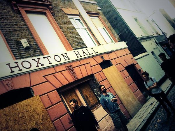 survive_protect's tweet photo. Fantastic night of rehearsals on location for @RIFT___ & @thomas_mac's #ThreeLooseTeeth for #ShakespeareinShoreditch http://t.co/Qp6iHCd3fM