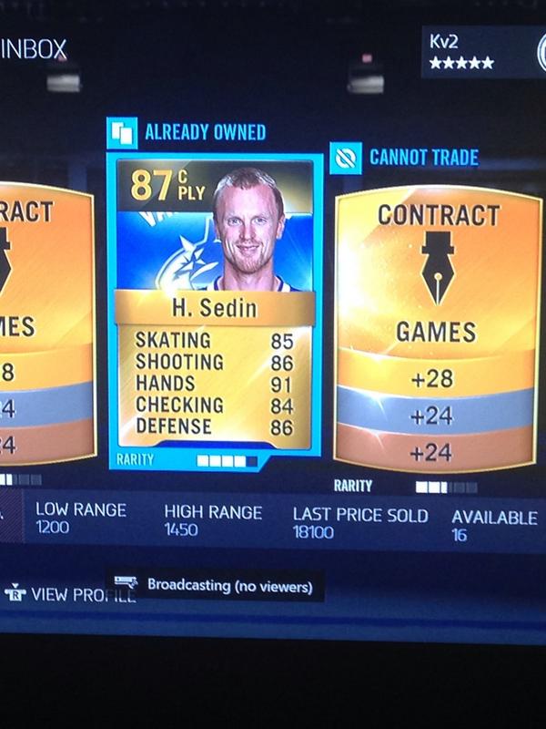 KrawcHv2's tweet image. Giveaway picked at 25 RTs Must be following me