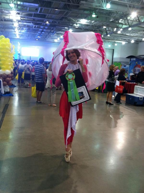 titlesecurityaz's tweet photo. And #bestcostume #TARexpo goes to Title Security Agency's very own Diane Warren http://t.co/GrgyjXTlzf