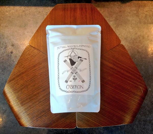 glassboxcoffee's tweet photo. If these aren't the coolest bags we have seen in awhile..... @ritualcoffee http://t.co/kkR15KH9f8
