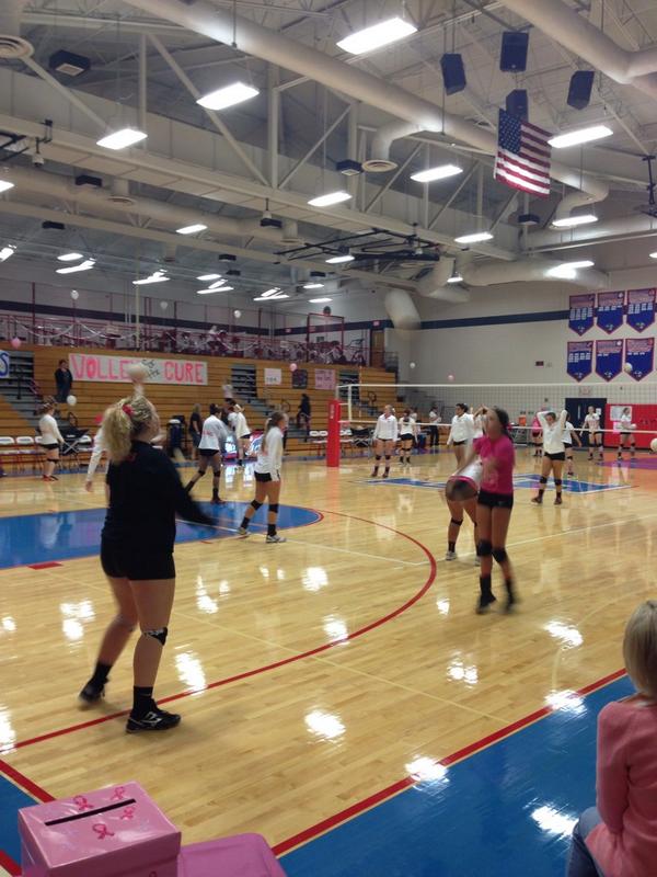LVHSLedford's tweet photo. Great night for a great cause here at @LVHS as the Lady Panthers take on the Lady Bulldogs. #volleyforthecure http://t.co/EwhFpmOUCb