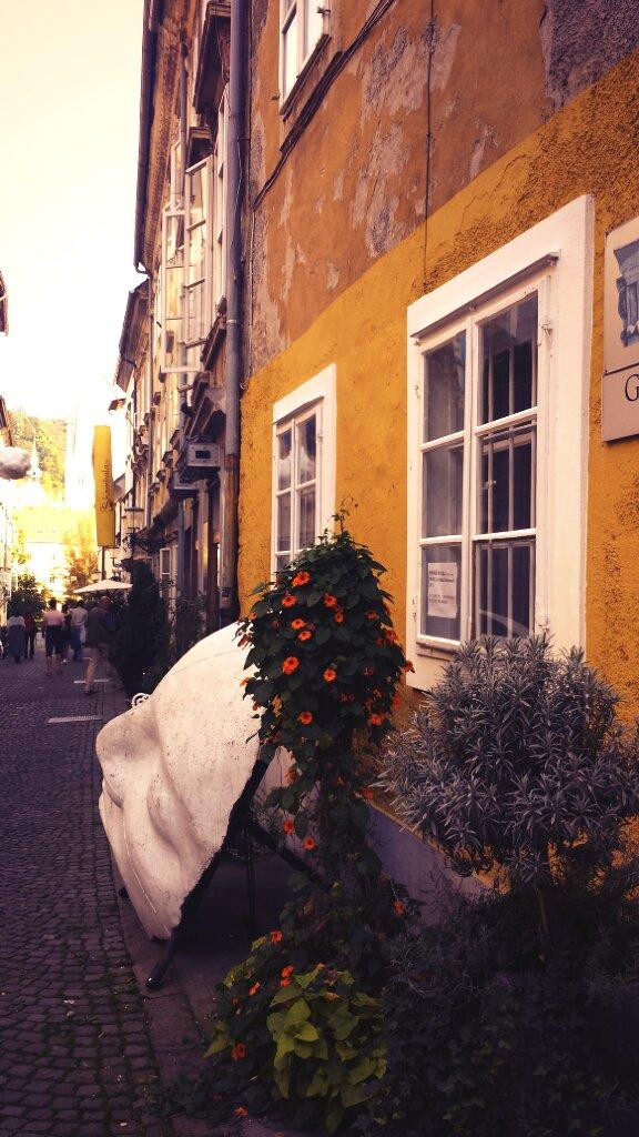 FrauGraaf's tweet photo. Art on almost every street corner: it's hard not to fall in love with #Ljubljana. 
#interrail14 http://t.co/BVI0VhkuqI